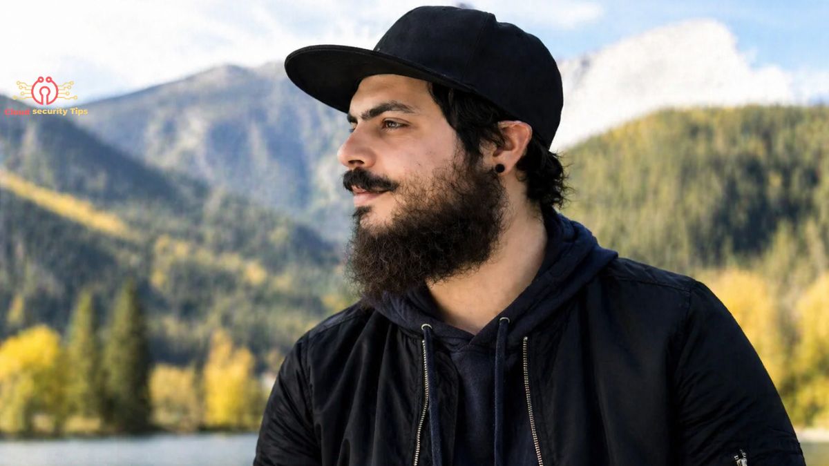 Abraham Quiros Villalba profile overview showing crypto, AI and renewable energy background